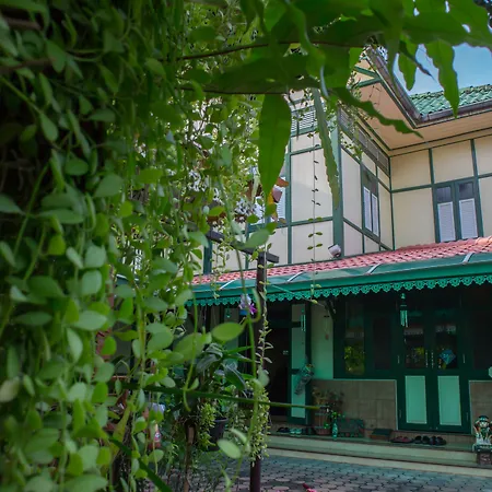Samsen Sam Place-3